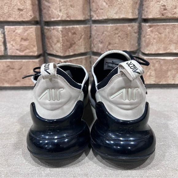 Nike Womens Air Max 270 AH6789-010 Black Running Shoes Sneakers Size 9.5 - Picture 3 of 6